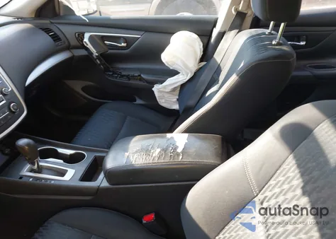 2018 Nissan Altima 2.5 S из США, поврежденный, VIN 1N4AL3AP1JC290568